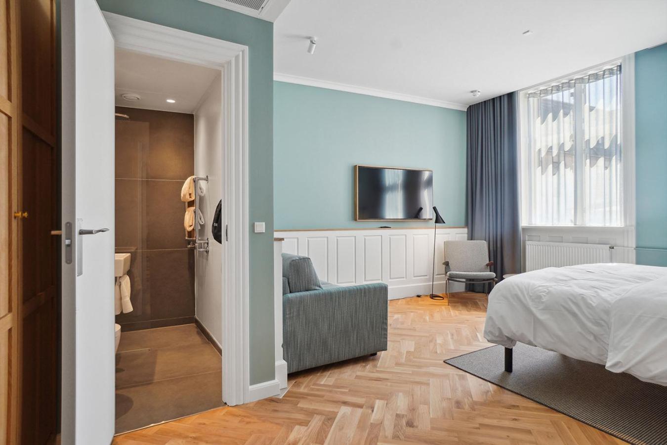 Kong Arthur Hotel 4*